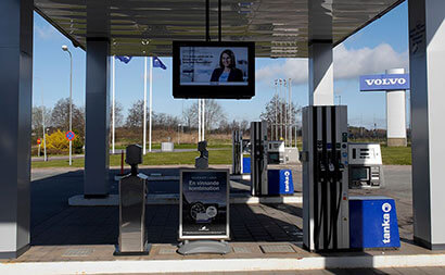 volvo digital signage at forecourt